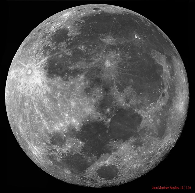 Luna-Juan Martínez-2016-11-14.jpg