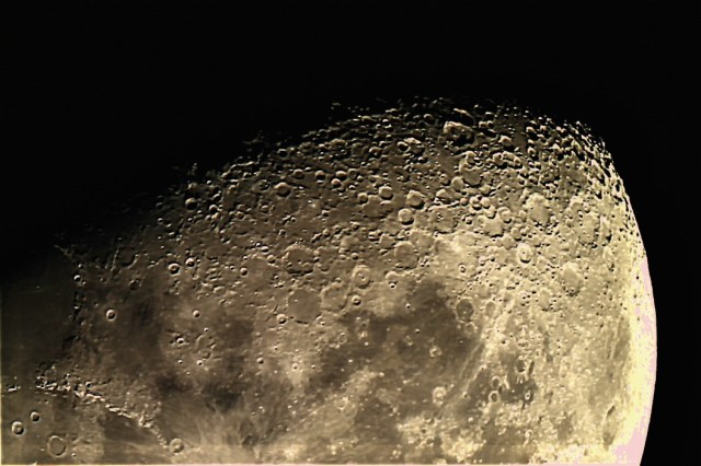 planetary_tv1-250s_400iso_1056x704_20150111-02h57m29s